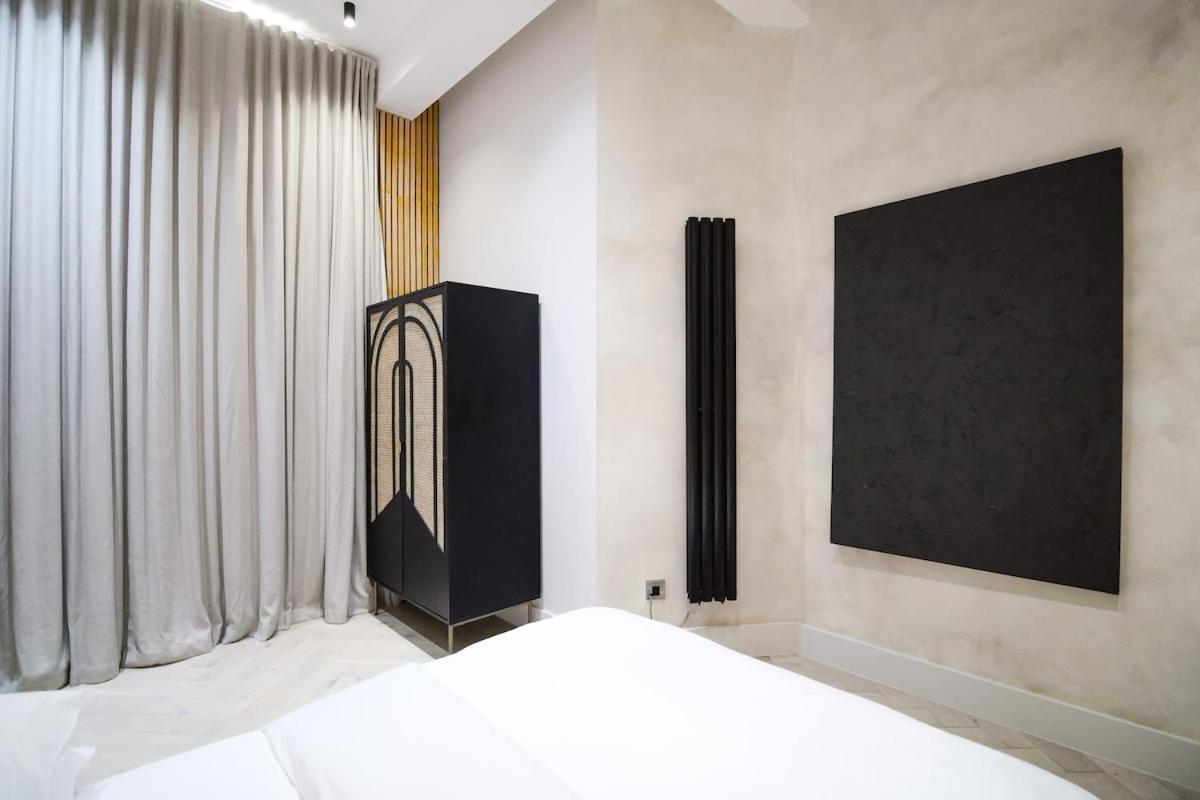 Japandi By The Heim Residences Manchester Buitenkant foto